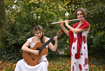 Gvaneta Betaneli und Dessislava Schell von Waldemar Dick